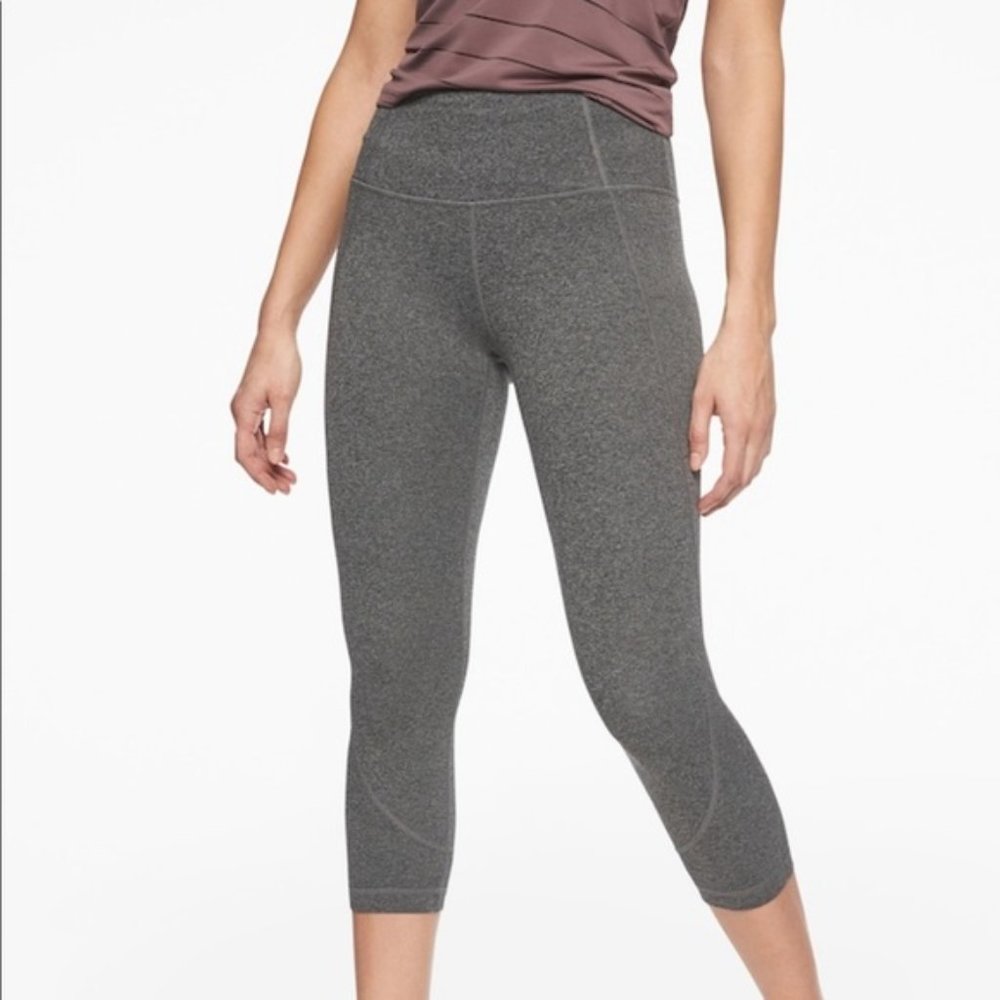 Athleta: Good Condition Salutation Capri Tight - image 1